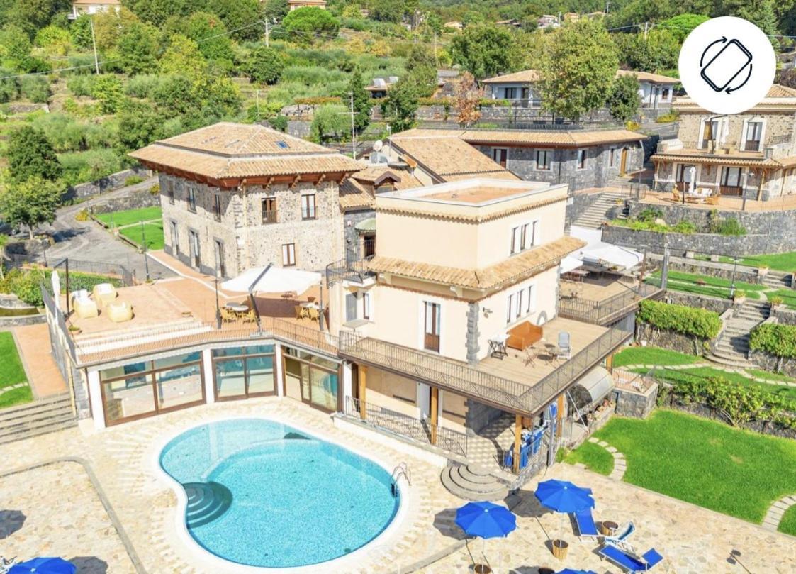 منزل الضيف زافيرانا إتنيا  في Antico Borgo Petralia المظهر الخارجي الصورة