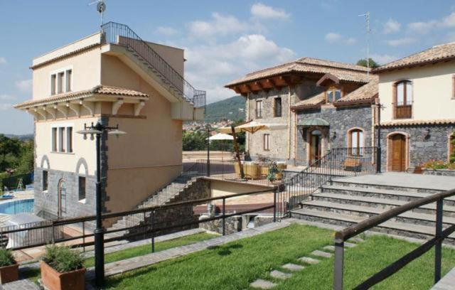 منزل الضيف زافيرانا إتنيا  في Antico Borgo Petralia المظهر الخارجي الصورة