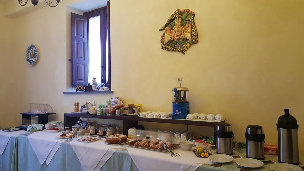 منزل الضيف زافيرانا إتنيا  في Antico Borgo Petralia المظهر الخارجي الصورة